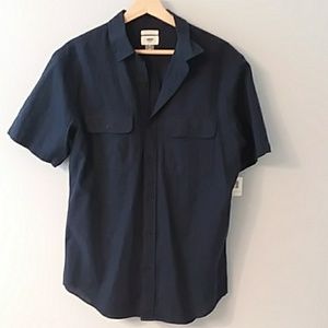 Old Navy short sleeve shirt